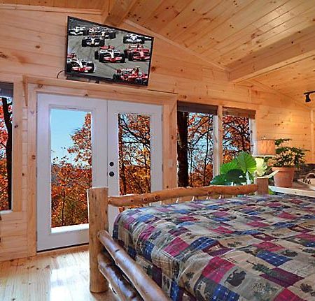 #820 Honeymoon Hideaway Βίλα Gatlinburg Εξωτερικό φωτογραφία